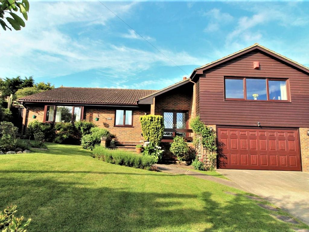 5 bed property for sale in Southsea Avenue, Minster On Sea, Sheerness ME12 Zoopla