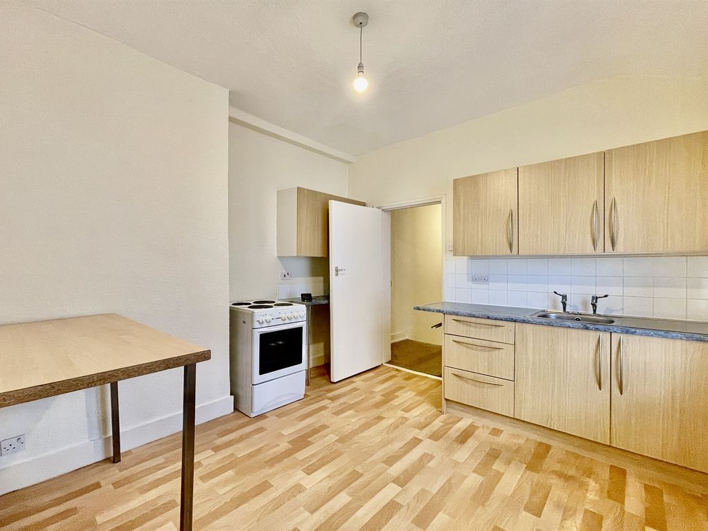 1 bed flat to rent in Oban Road, SouthendOnSea SS2, £795 pcm Zoopla