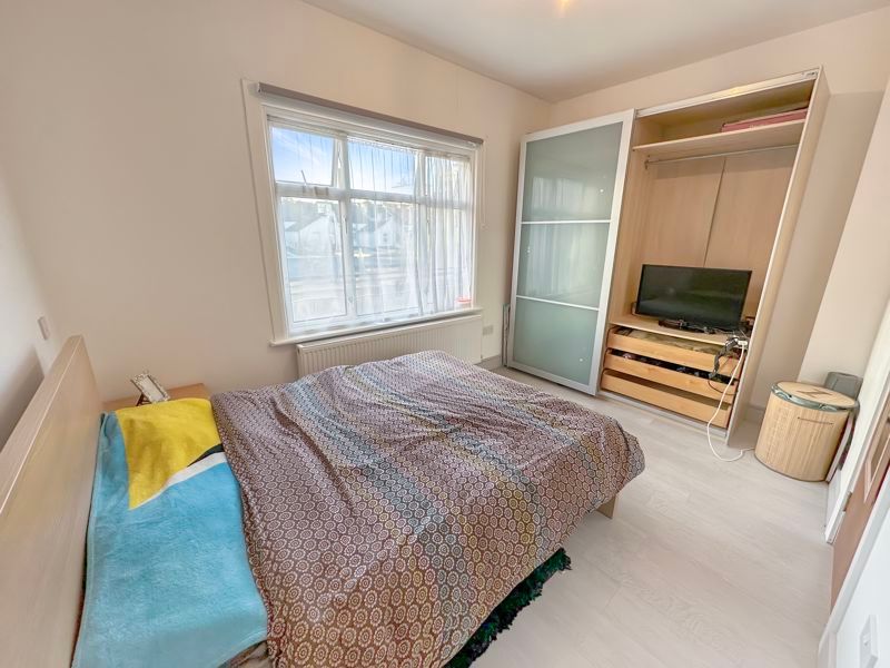 1 bed property to rent in Balfour Road, Hounslow TW3, £850 pcm Zoopla