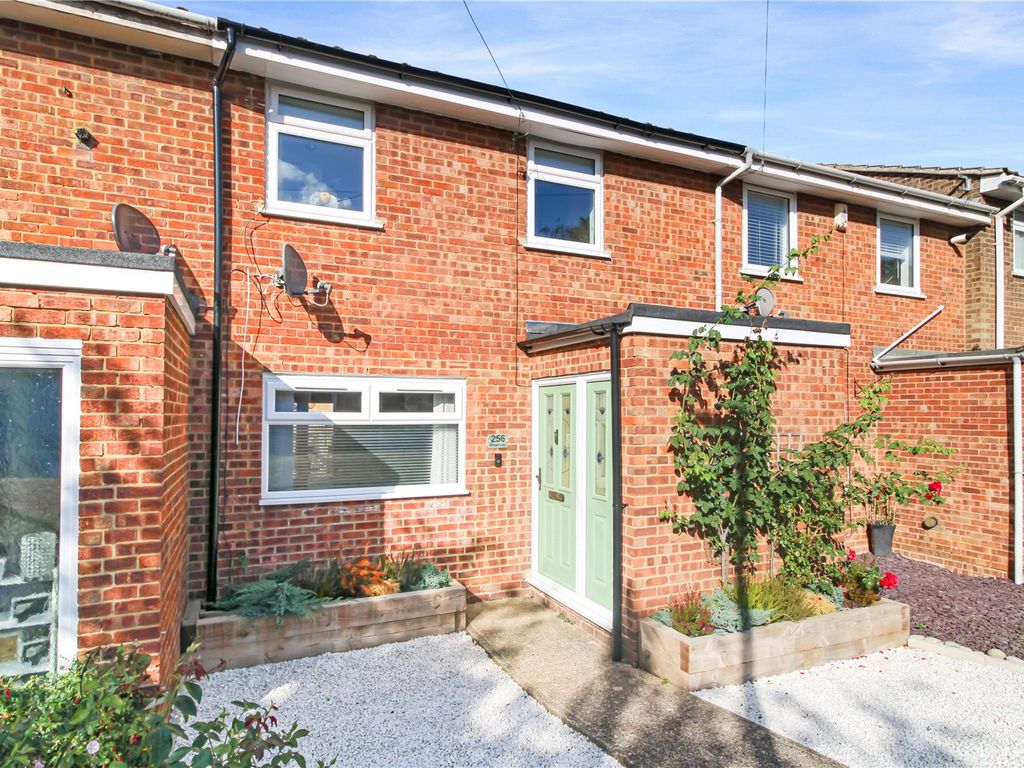 3 bed terraced house for sale in Broadway, Gillingham ME8 Zoopla