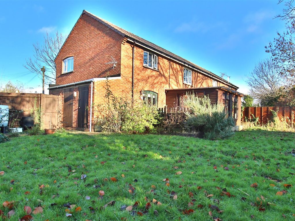 2 bed flat for sale in Ash Road, Northway, Tewkesbury GL20, £145,000