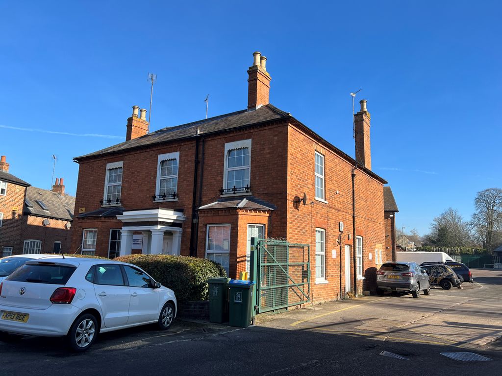 3 bed flat to rent in Stratford Road, Buckingham MK18 Zoopla