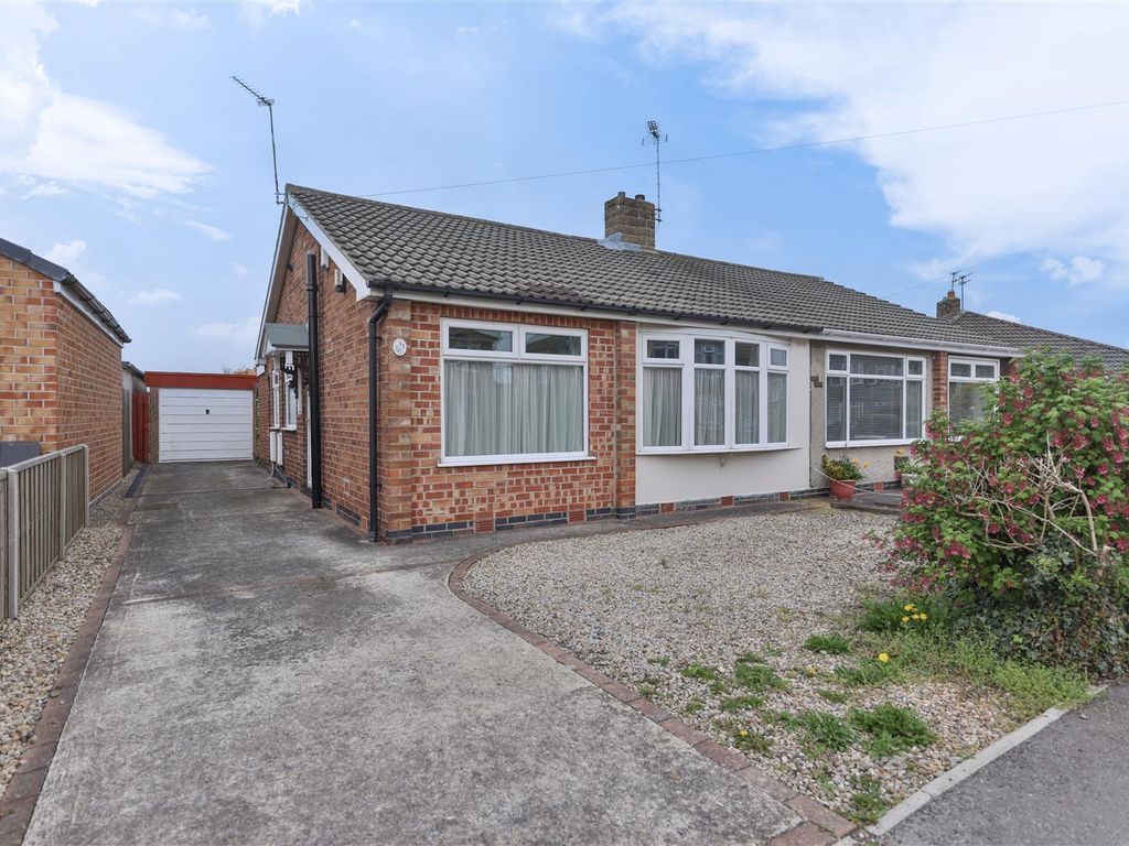 2 bed semidetached bungalow for sale in Brockfield Park Drive