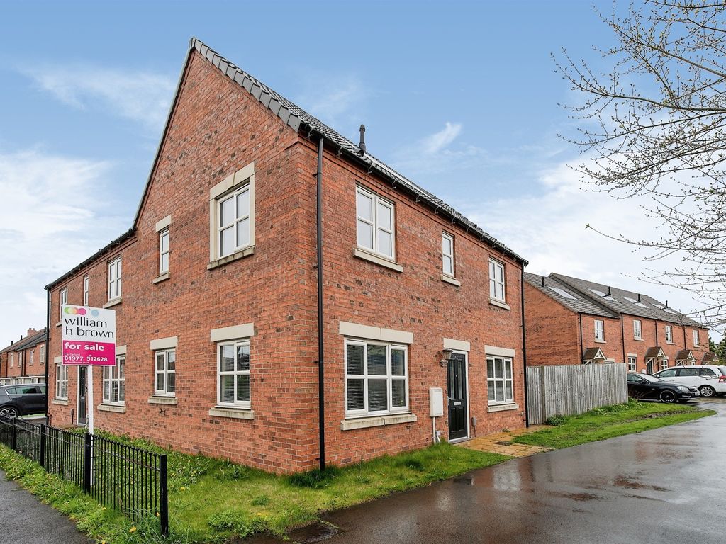 3 bed semidetached house for sale in Wheldon Road, Castleford WF10