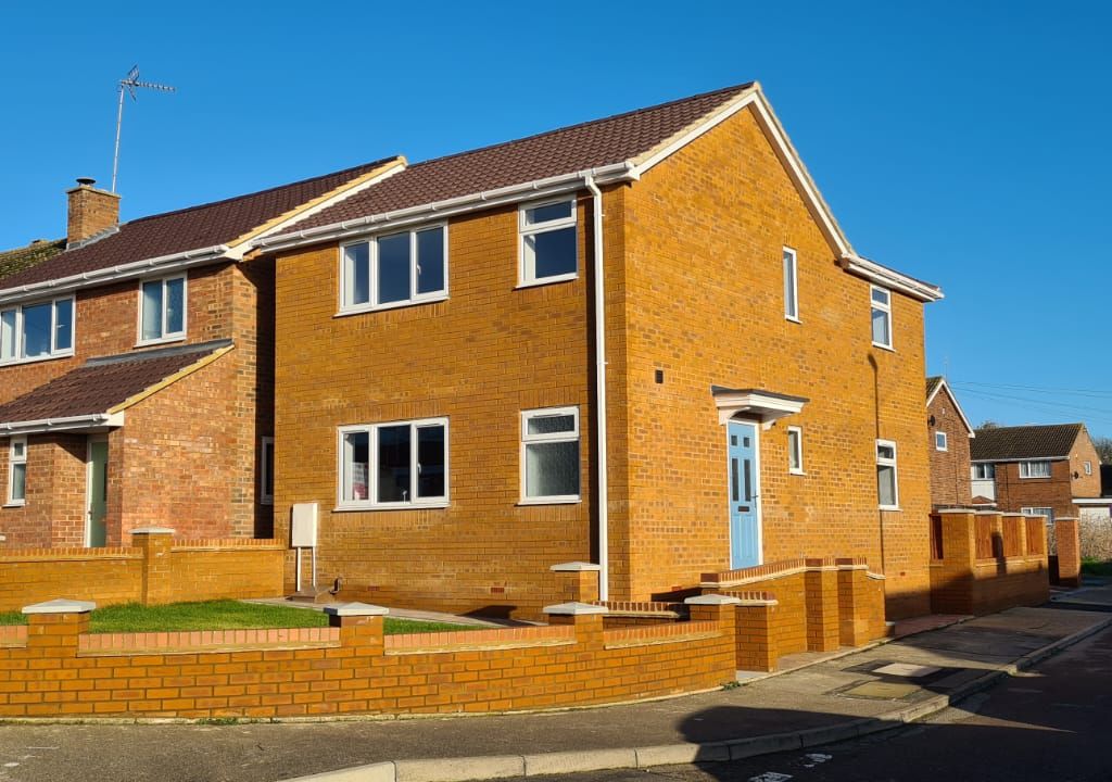 3 bed property to rent in Mansfield Street, Stanwick, Wellingborough