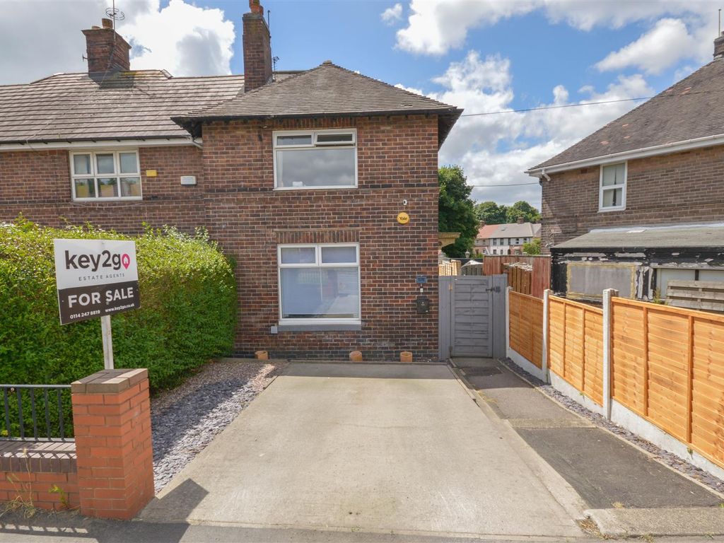 2 bed end terrace house for sale in Arbourthorne Road, Sheffield S2, £