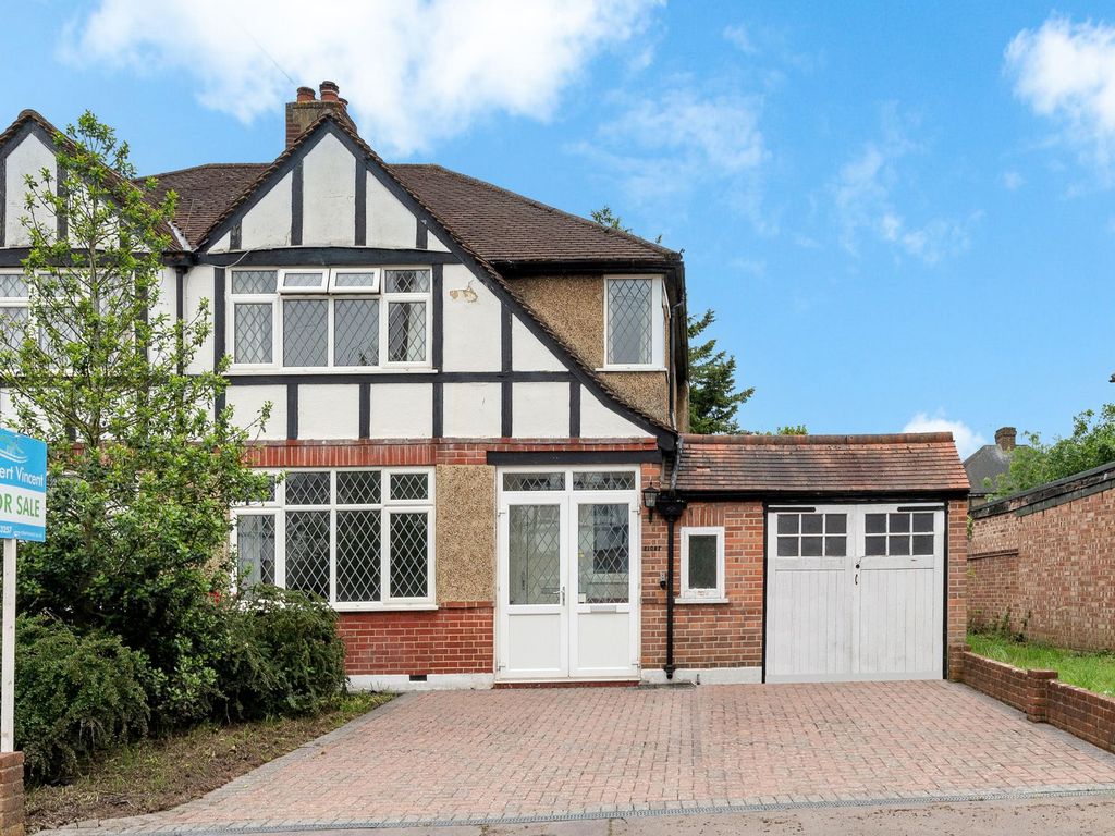 3 bed terraced house for sale in Fairhaven Avenue, Croydon CR0, £