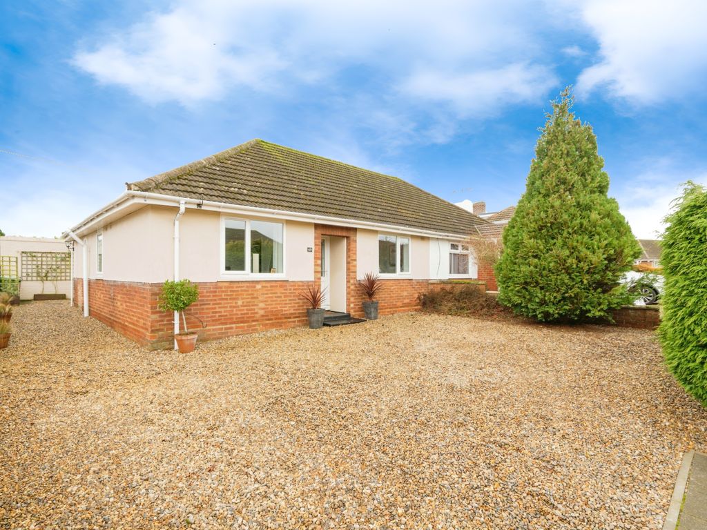 3 bed semidetached house for sale in Dennis Road, Norwich, Norfolk NR6