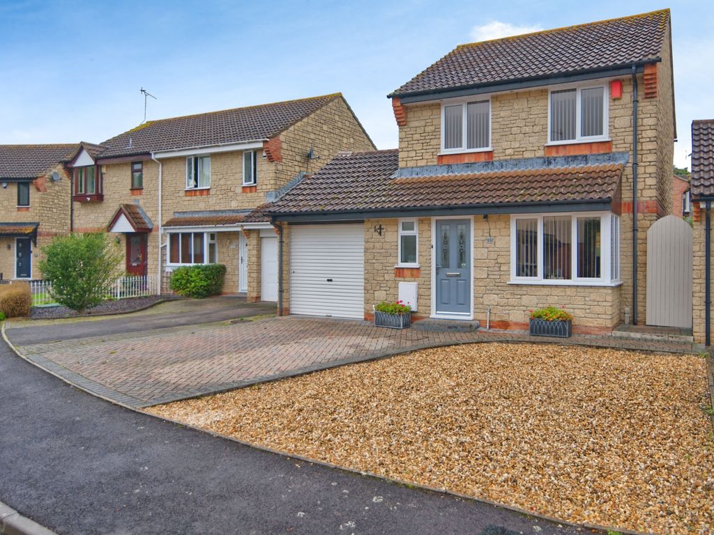 3 bed detached house for sale in Shellthorn Grove, Bridgwater TA6, £