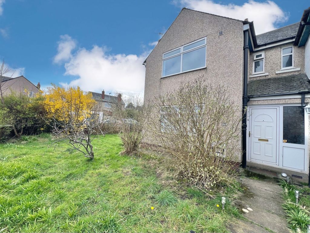 3 bed end terrace house for sale in Prescot Place, Thornton FY5, £