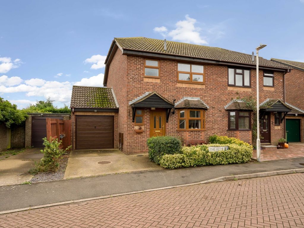 3 bed semidetached house for sale in The Keys, Hawkinge, Folkestone, Kent CT18, £300,000 Zoopla