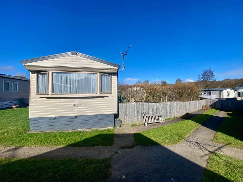 2 bed mobile/park home for sale in Lemonford Caravan Park, Bickington