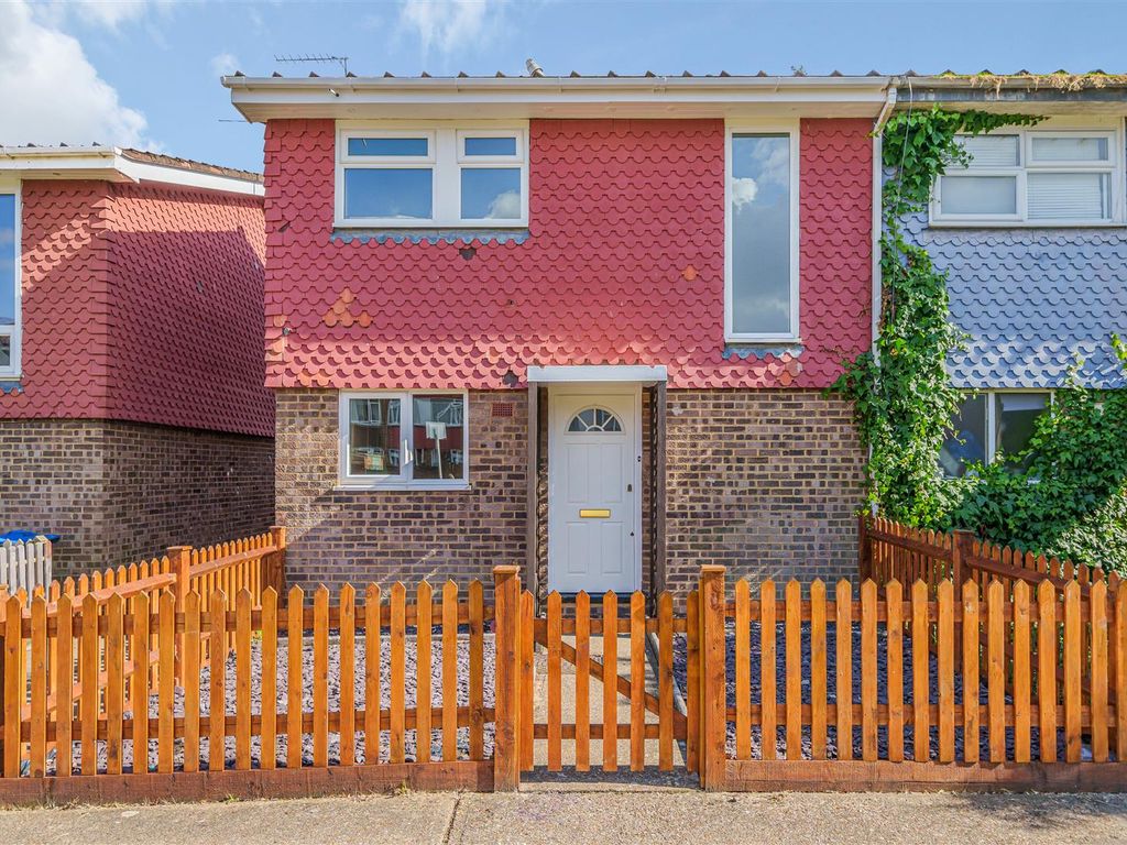 2 bed end terrace house for sale in Britannia Road, Surbiton KT5 Zoopla