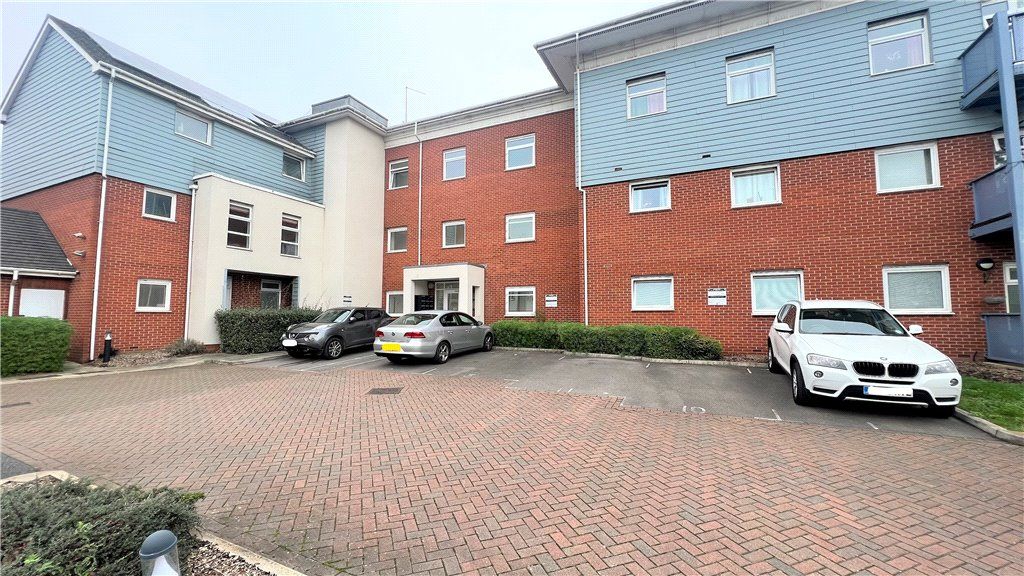 Wraysbury Drive, Yiewsley, West Drayton UB7  