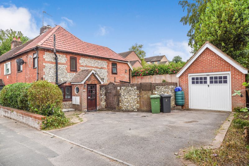 2 bed end terrace house for sale in Hillside Industrial Estate, London