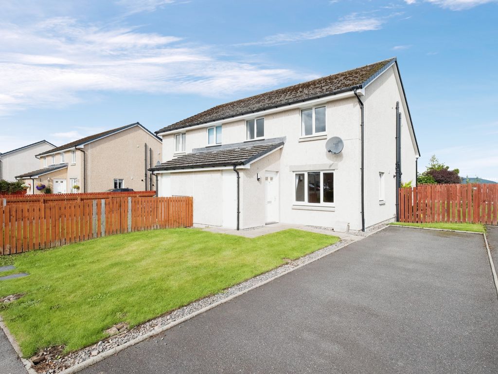 2 bed terraced house for sale in Resaurie Gardens, Inverness IV2, £