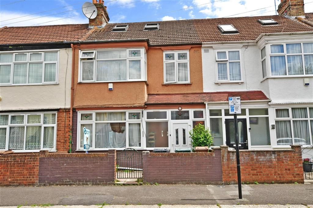 4 bed terraced house for sale in Garner Road, London E17 Zoopla