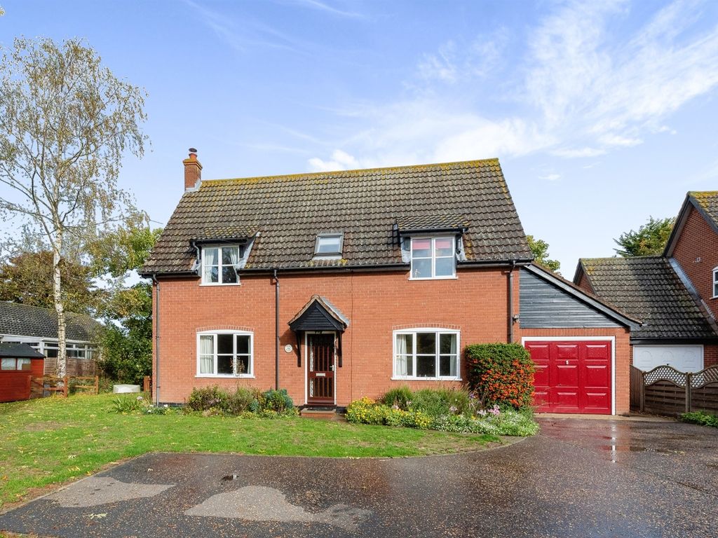 3 bed detached house for sale in High Road, Bressingham, Diss IP22 Zoopla