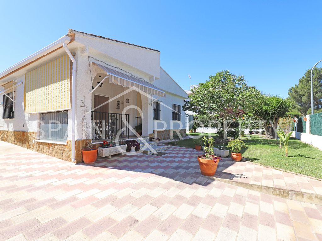 3 bed villa for sale in Montserrat, Valencia (Province), Valencia