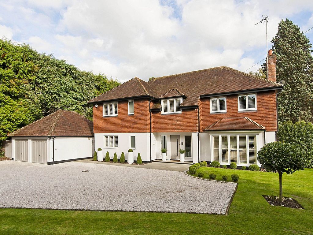 The Fairway Weybridge KT13  