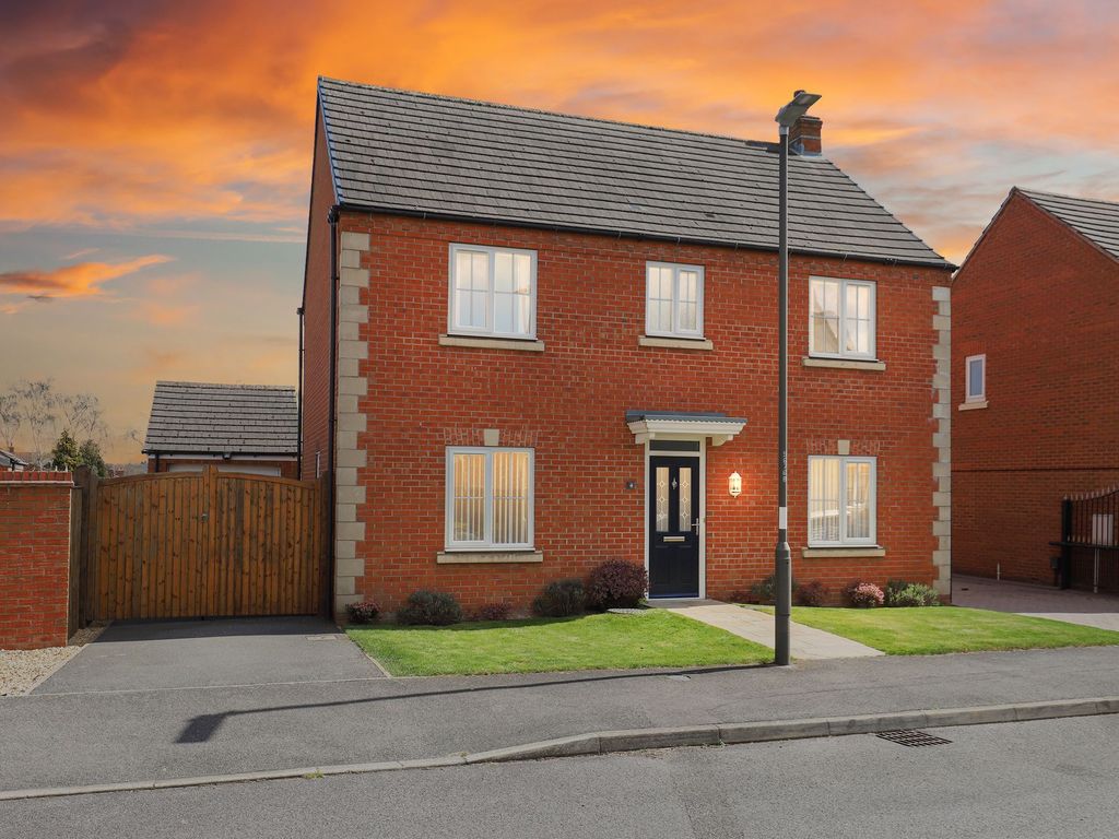 St. Chads Way, Chesterfield S41  