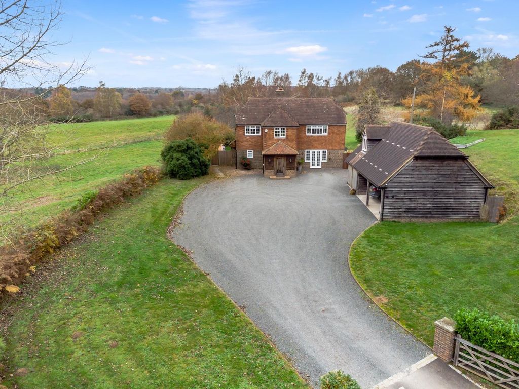 6 bed detached house for sale in Maresfield Park, Maresfield, Uckfield