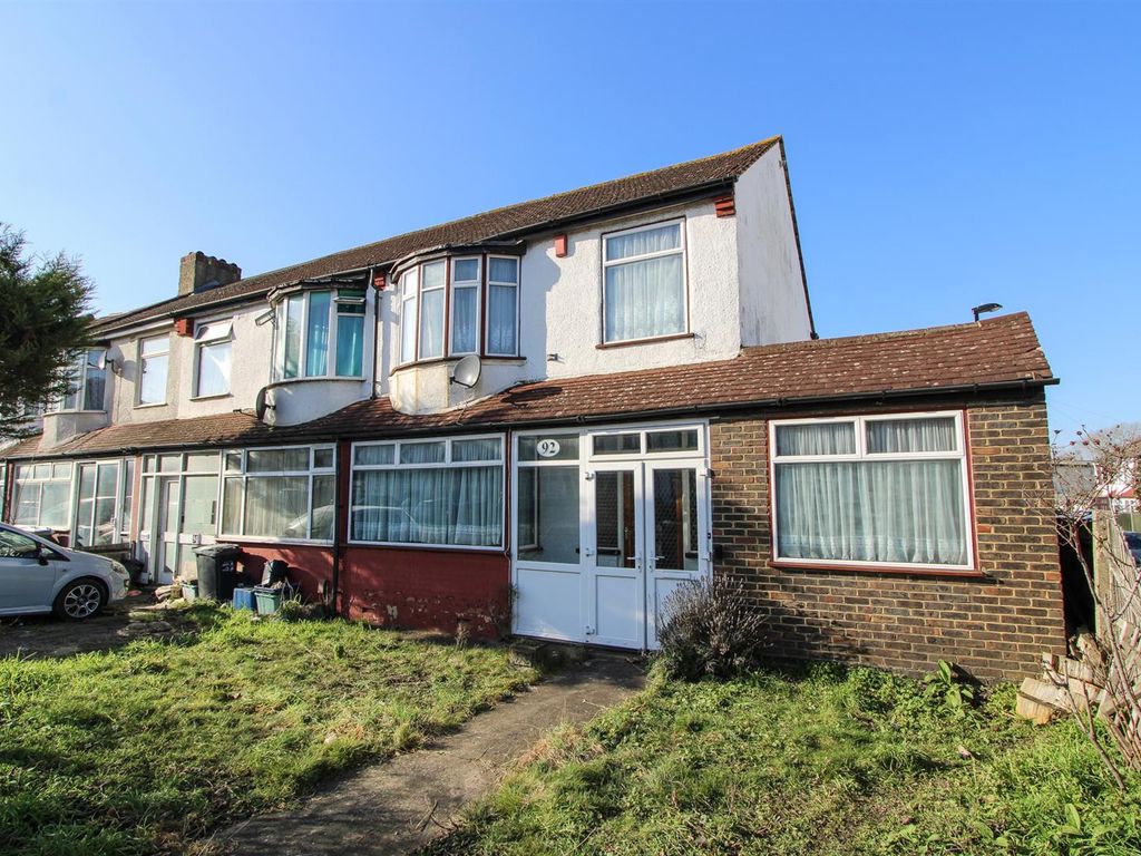 4 bed end terrace house for sale in Stafford Road, Waddon, Croydon CR0