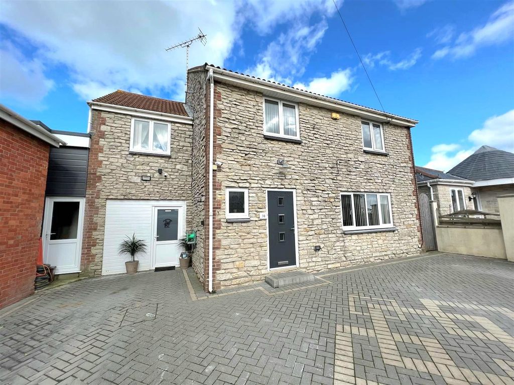 4 bed detached house for sale in Moorfield Road, Easton, Portland DT5