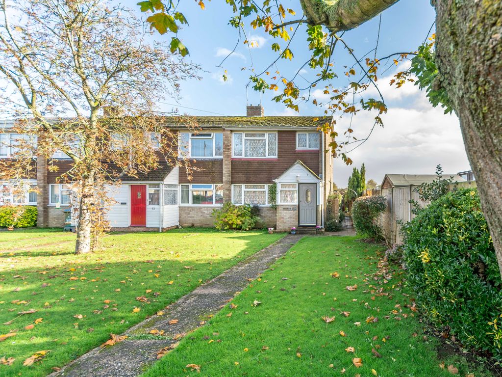 2 bed end terrace house for sale in Woodgate Park, Woodgate, Chichester