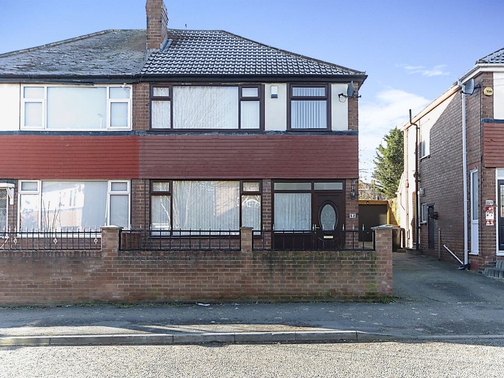 3 bed semidetached house for sale in Grange Park Road, Leeds LS8 Zoopla