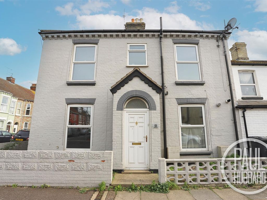 2 bed end terrace house for sale in Lichfield Road, Great Yarmouth NR31, £160,000 Zoopla