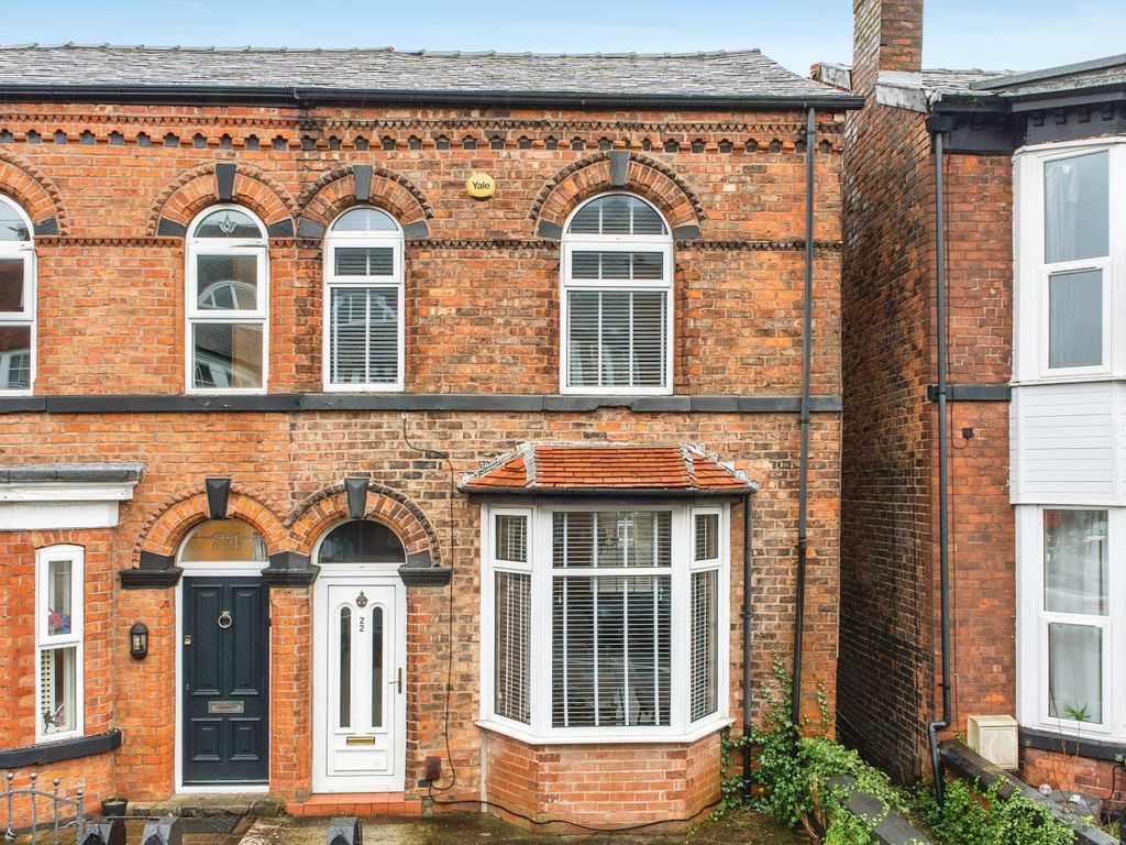 3 bed end terrace house for sale in Swinley Lane, Wigan WN1, £200,000