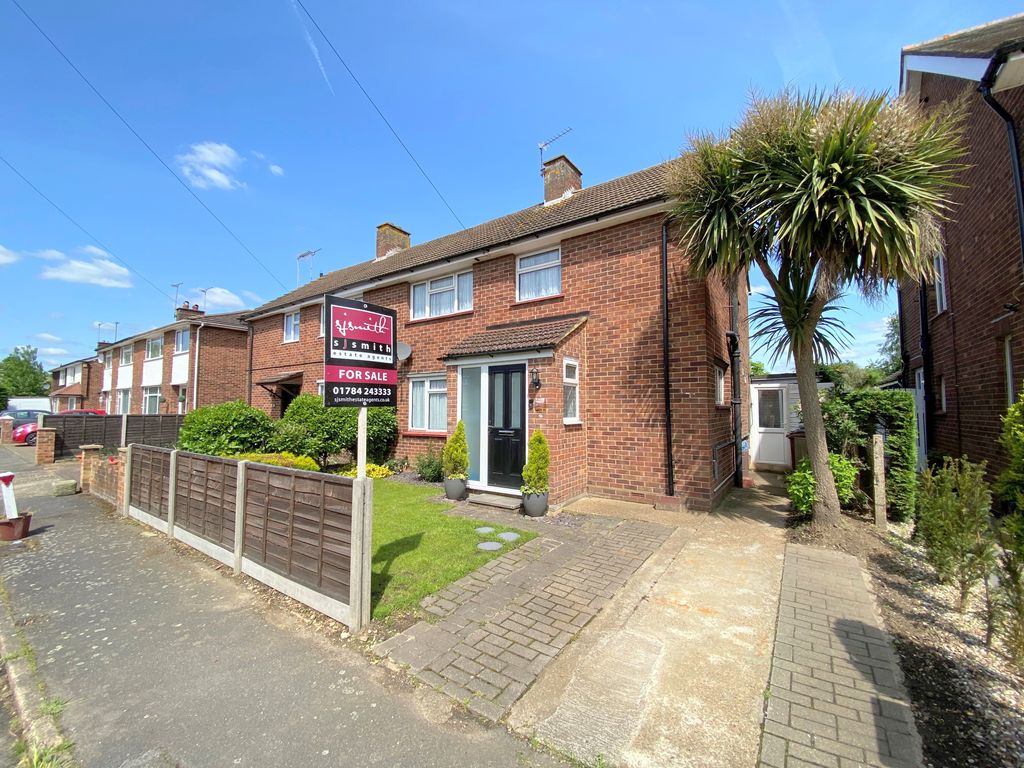 3 bed semidetached house for sale in Portland Crescent, Ashford TW13