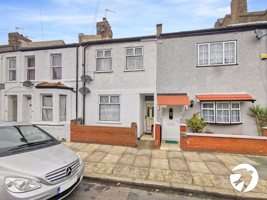 3 bed terraced house to rent in Reidhaven Road, Plumstead, London SE18