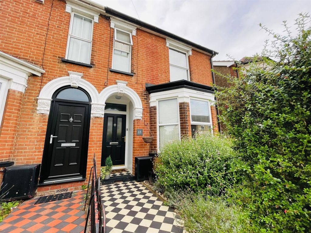3 bed semidetached house for sale in Murray Road, Ipswich IP3, £325,000 Zoopla