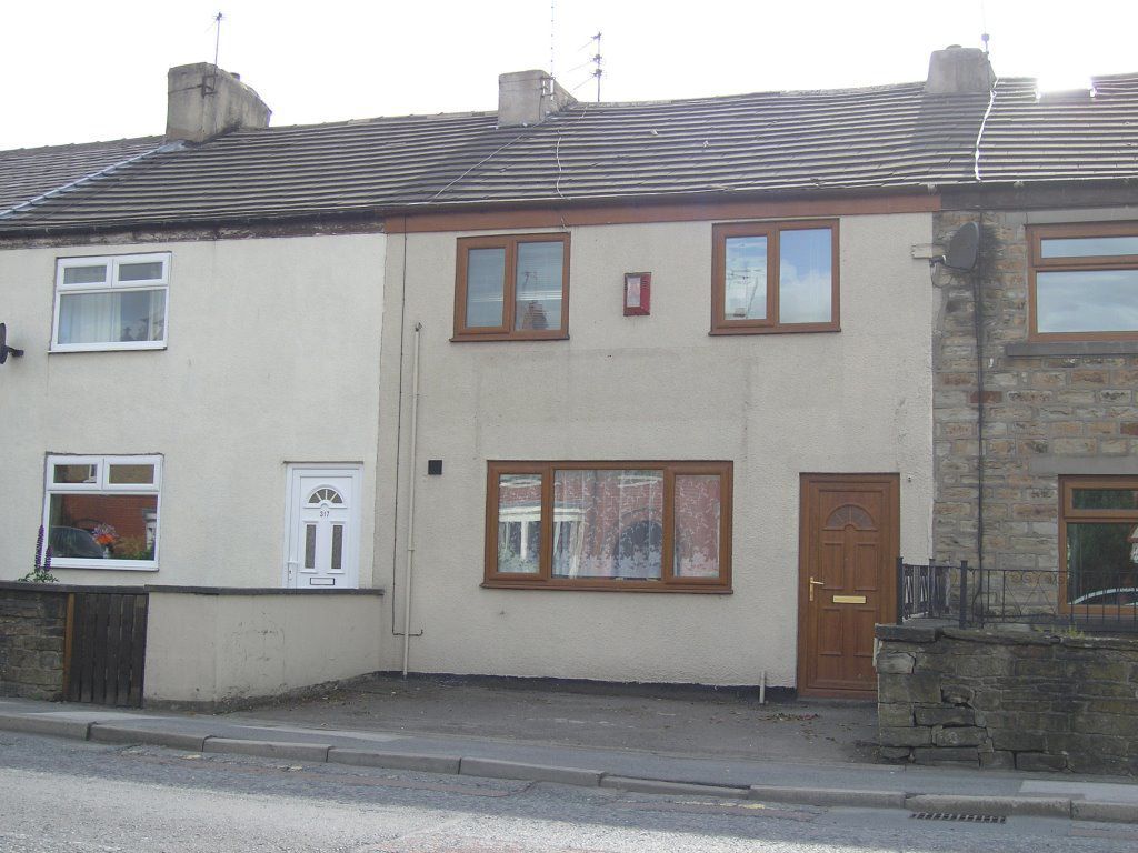 1 bed flat to rent in Whalley Road, Clayton Le Moors, Accrington BB5
