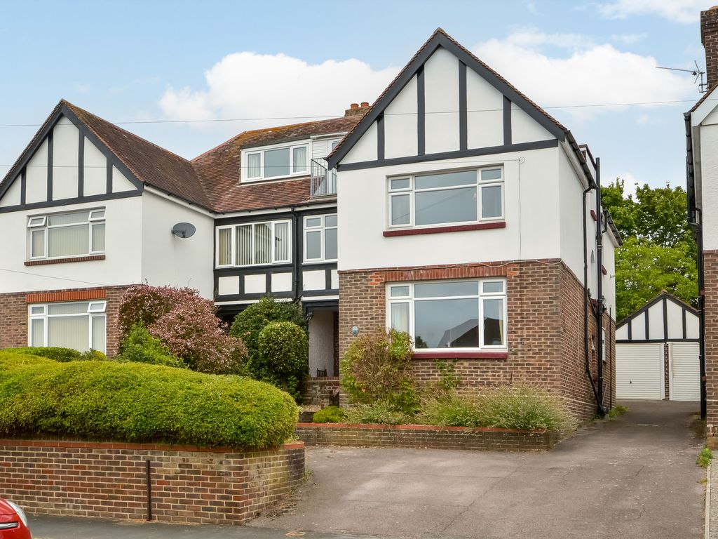 4 bed semidetached house for sale in Grant Road, Farlington