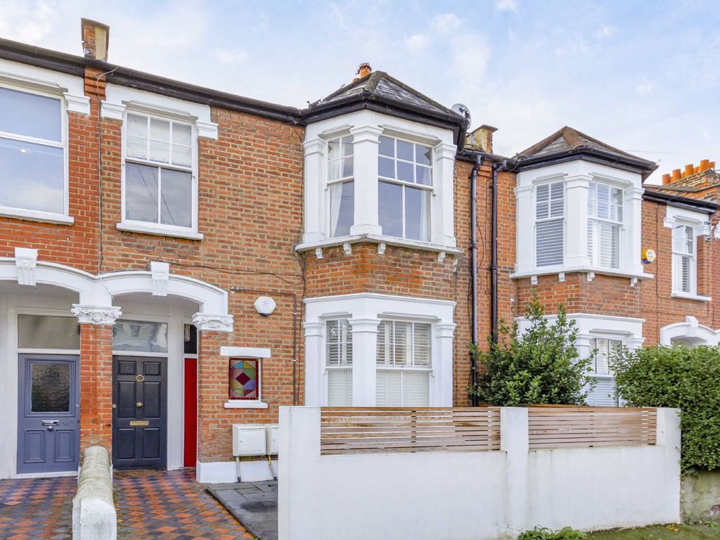 3 bed flat for sale in Cambray Road, London SW12 - Zoopla