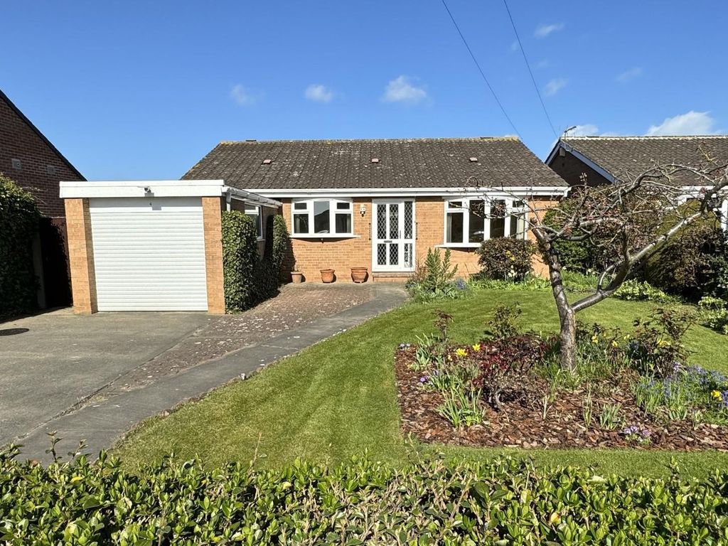 3 bed detached bungalow for sale in Tanfield Road, Hartlepool TS25, £