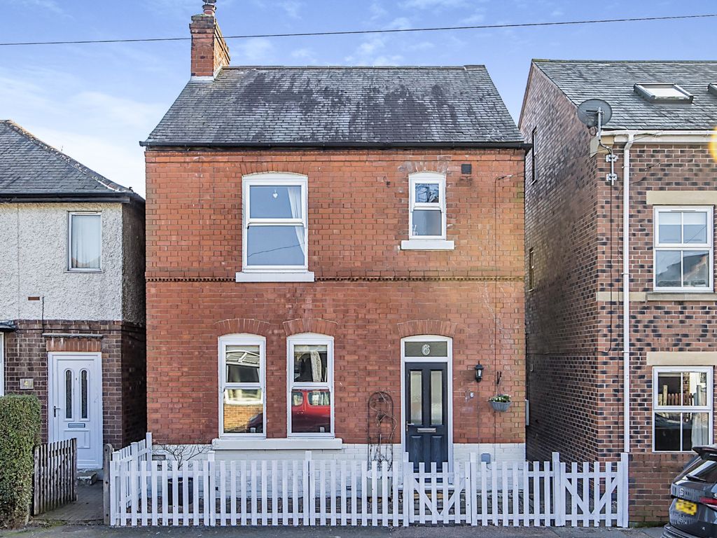 3 bed detached house for sale in Albion Road, Long Eaton, Nottingham