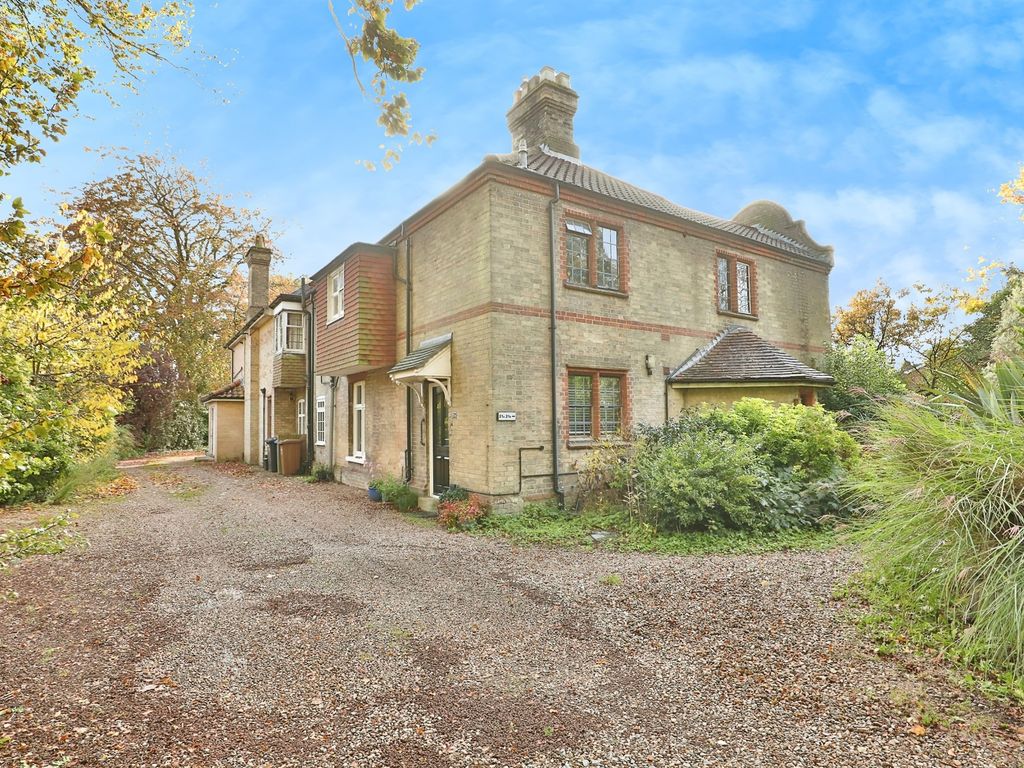 2 bed flat for sale in Ipswich Road, Norwich NR2, £390,000 Zoopla