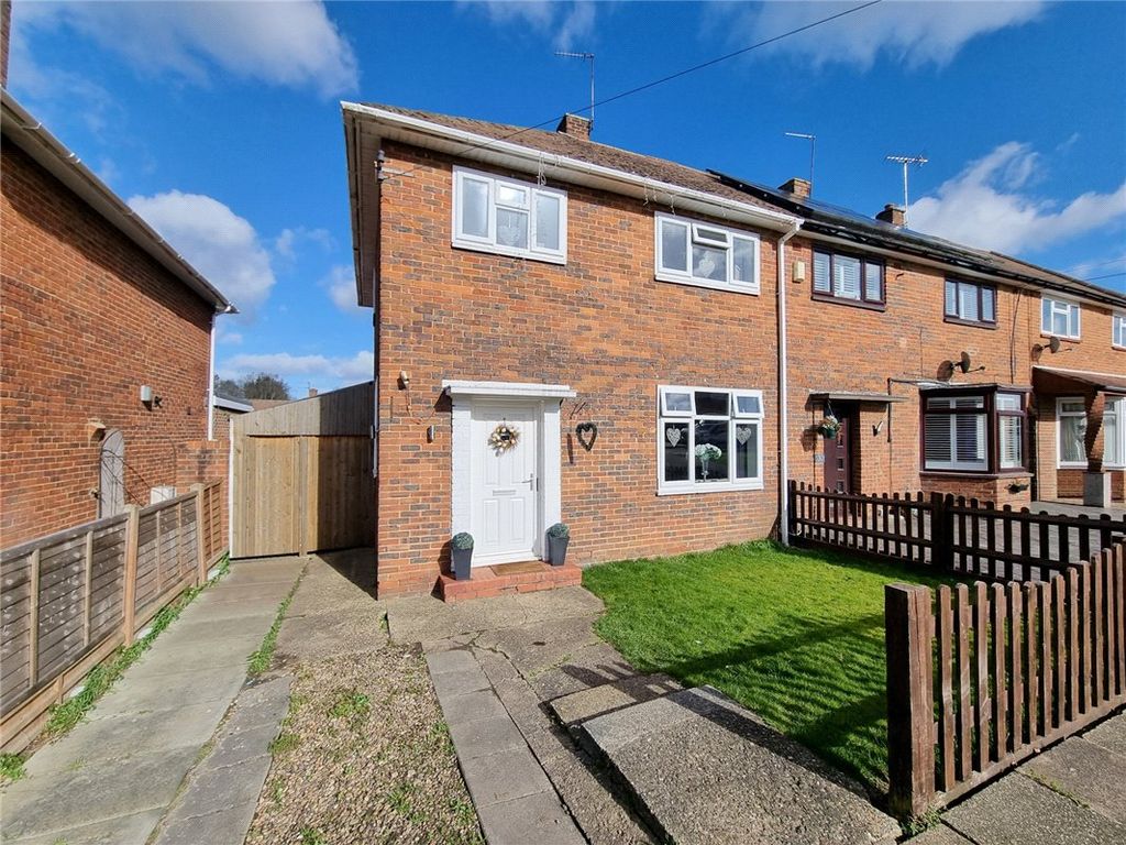 3 bed semidetached house for sale in Ascot Road, Poverest, Kent BR5