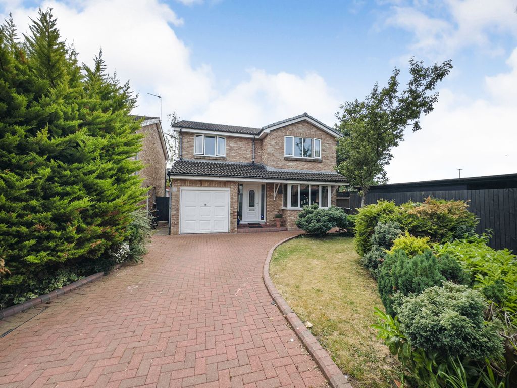 4 bed detached house for sale in Fischer Gardens, Paisley PA1 Zoopla