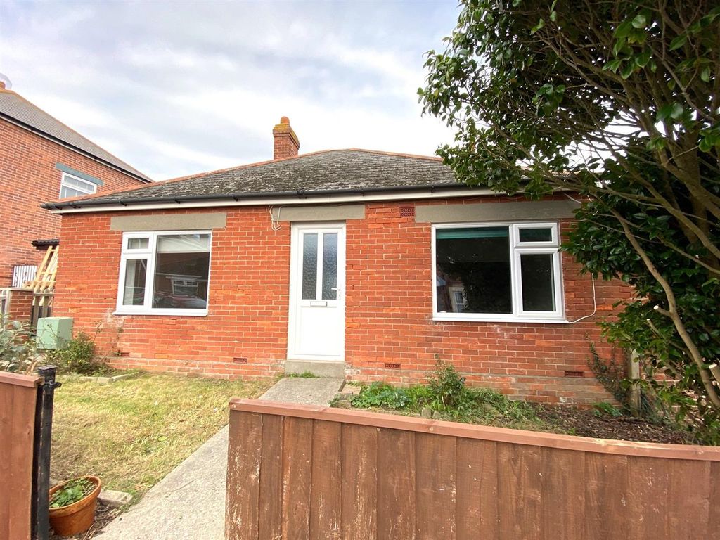 2 bed semidetached bungalow for sale in Fairview Road, Weymouth DT4, £