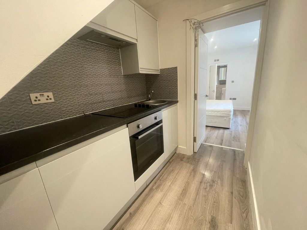 Studio to rent in Archway Road, London N6 Zoopla