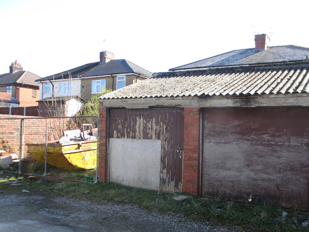 Parking/garage for sale in Brownhill Road, Blackburn BB1, £5,000 Zoopla