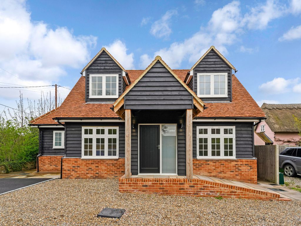 3 bed detached house for sale in The Gables, Stortford Road, Little