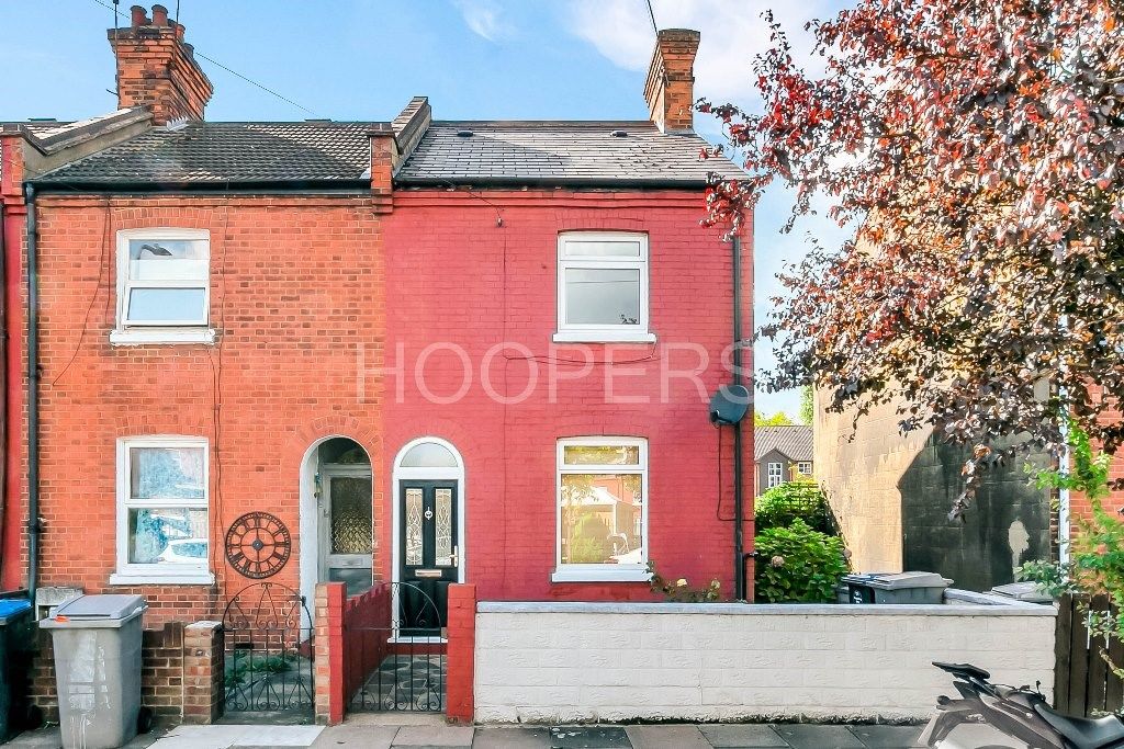 3 bed end terrace house for sale in Gresham Road, London NW10, £499,950
