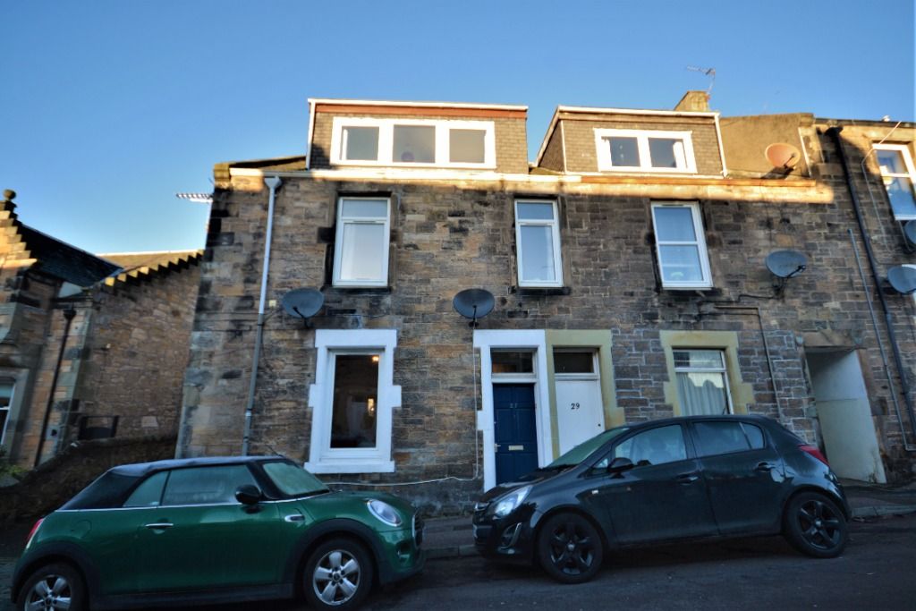 2 bed flat to rent in Church Street, Kirkcaldy KY1 Zoopla