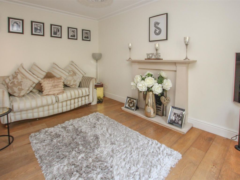 Property to rent in Osborne Heights, Warley, Brentwood CM14 Zoopla